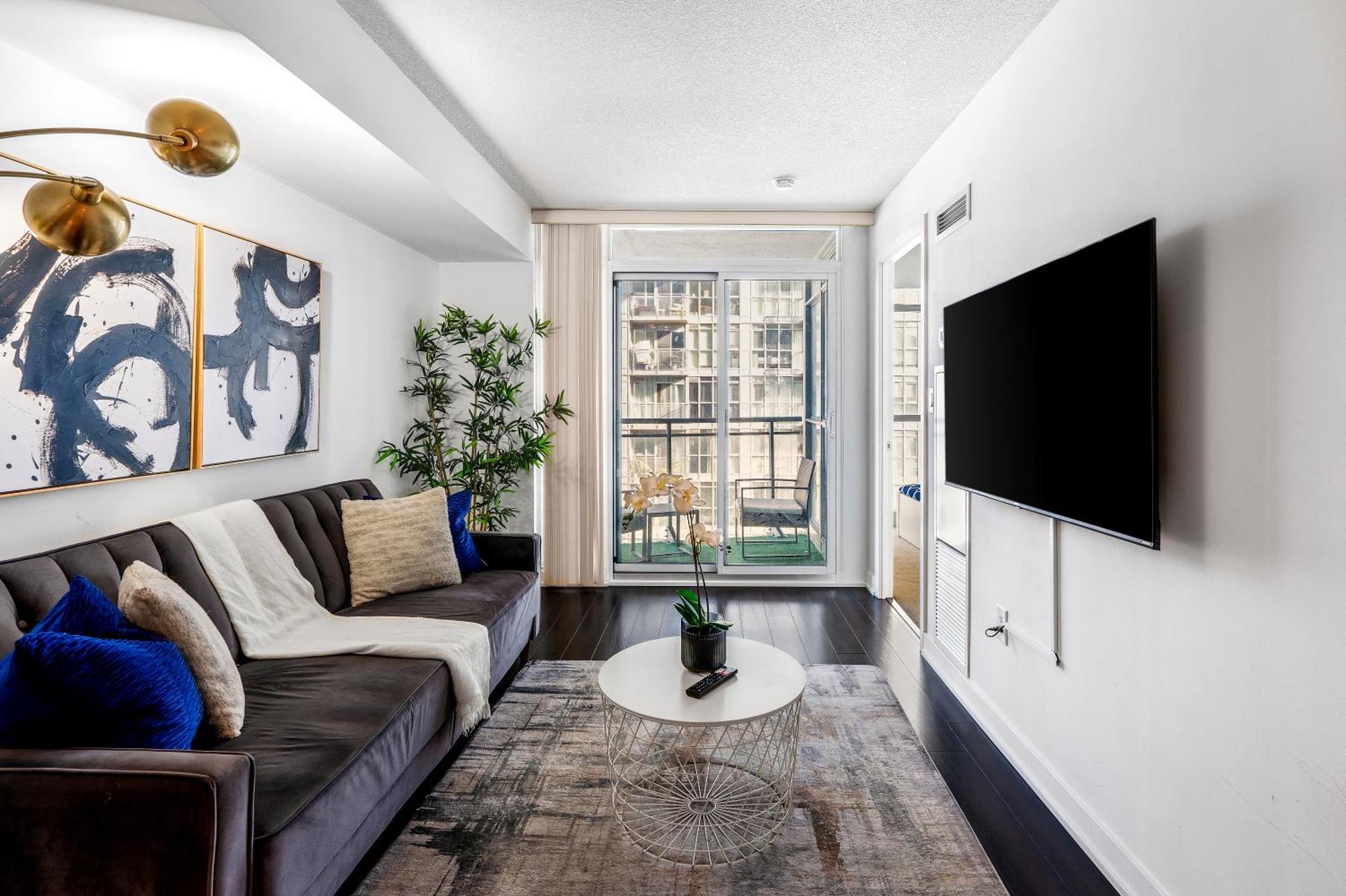 Exquisite Condos By Cn Tower With Parking Toronto Exterior foto